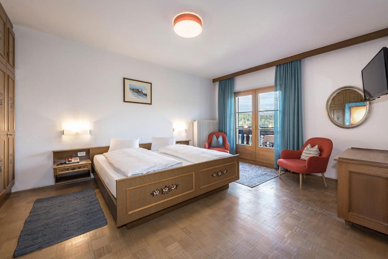 Hotel Bewaller Оберегген Экстерьер фото