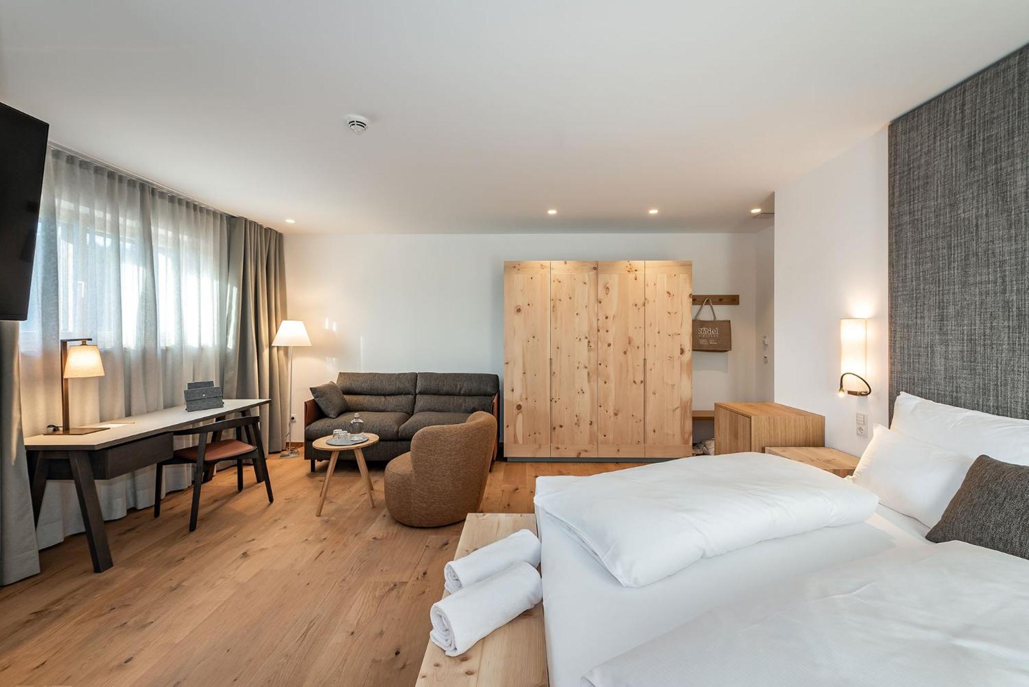 Hotel Bewaller Оберегген Экстерьер фото
